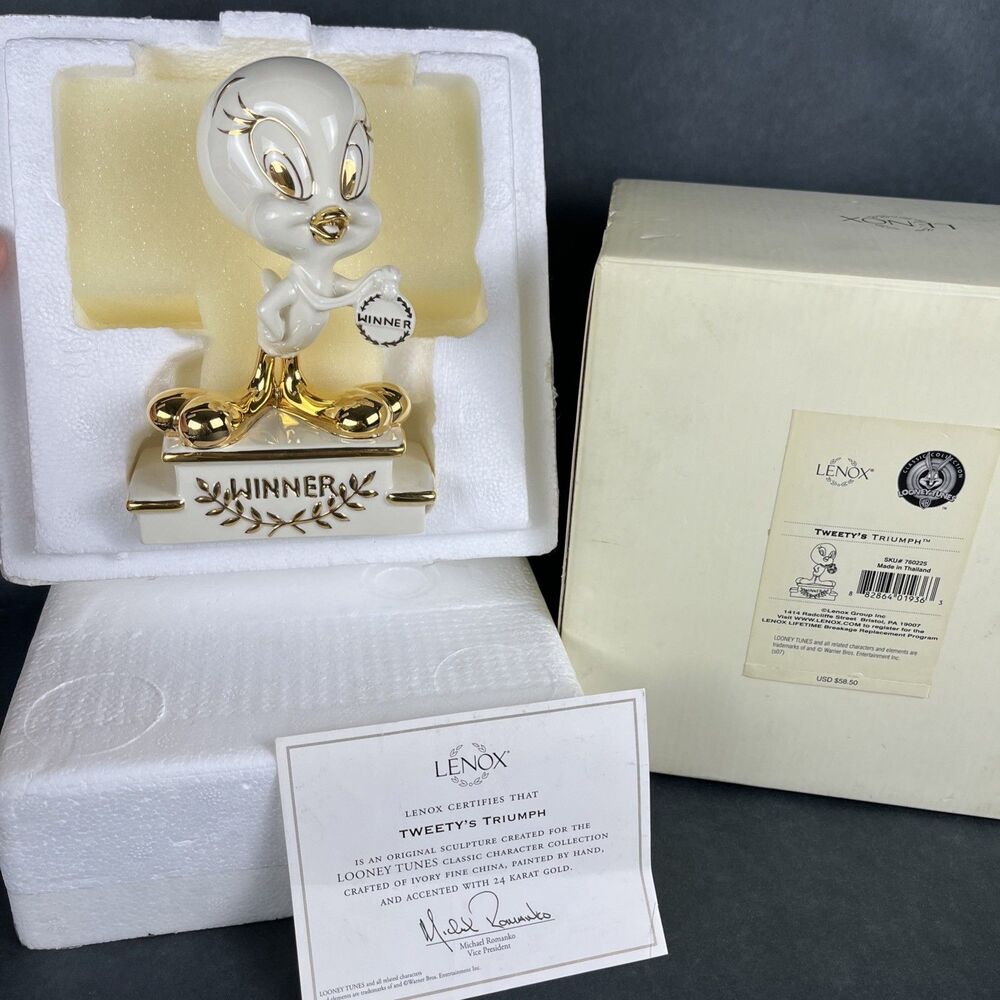 Lenox TWEETY TWEETY'S Triumph 760225 Winner Figurine 24K w/ Box & COA